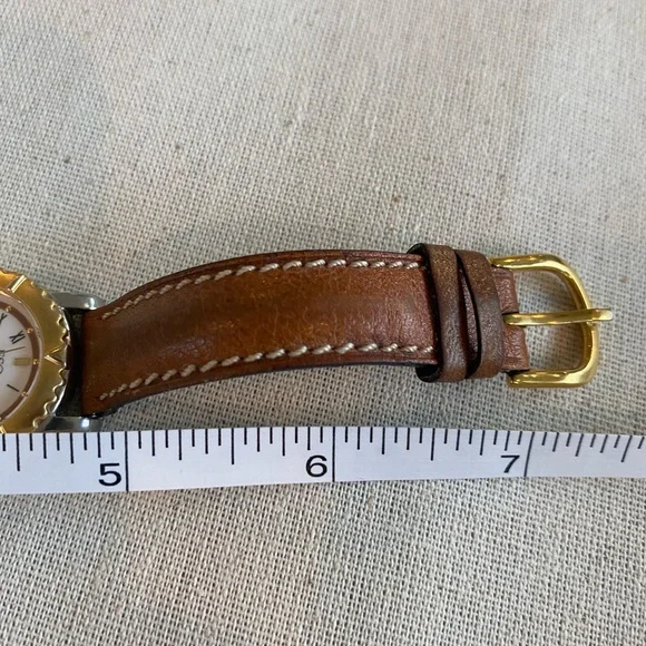 Vintage ESQ Two Tone Round Quartz Watch w/Leather Band - Picture 8 of 10